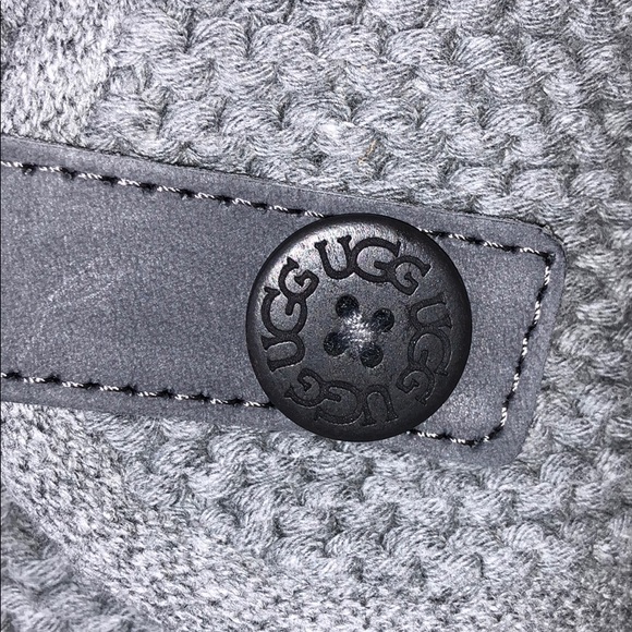 Ugg Shaina Boot - Picture 4 of 7